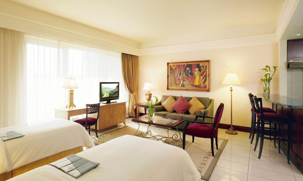 Al Sondos Suites By Le Meridien Dubai Room photo